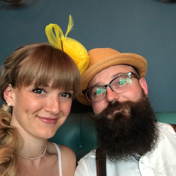 Meet your Posher, Claire - Picture 2 of 3